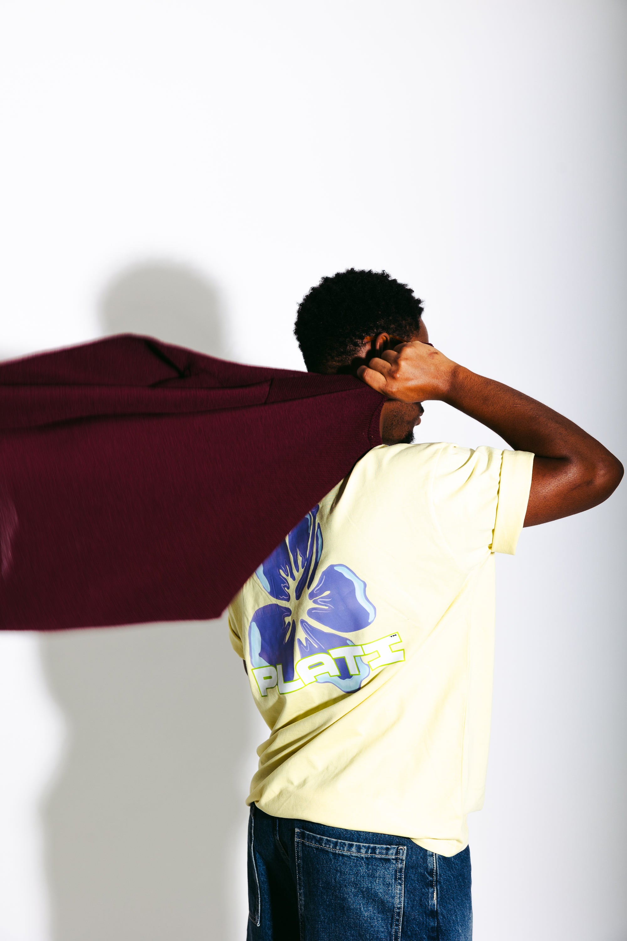 T-SHIRT FLOR OVERSIZED – PLATI